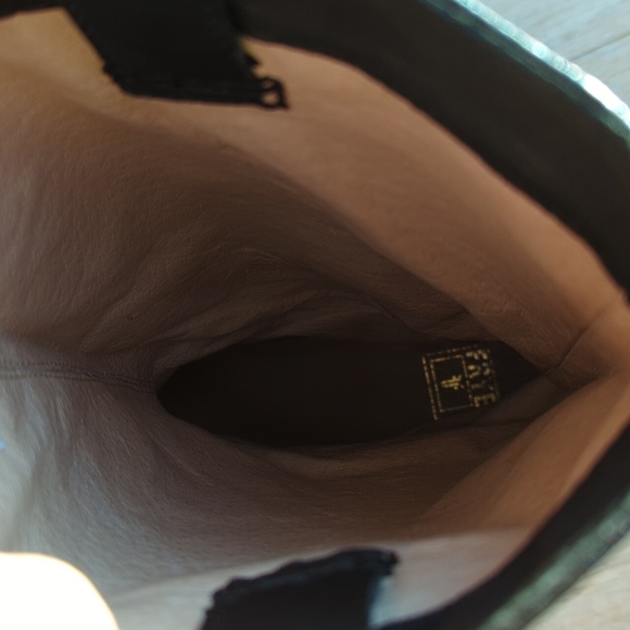 FRYE women's boots Size 7.5 ANNA mid Pull On supple soft leather - Picture 14 of 17